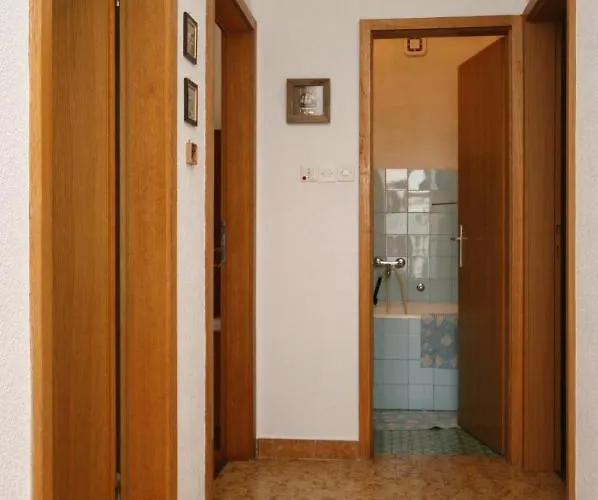 With A Parking Space Baska, Krk - 5412