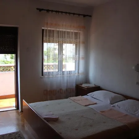 With A Parking Space Baska, Krk - 5412